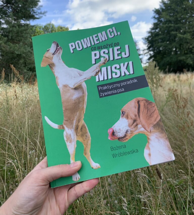 książka co włożyć do psiej miski